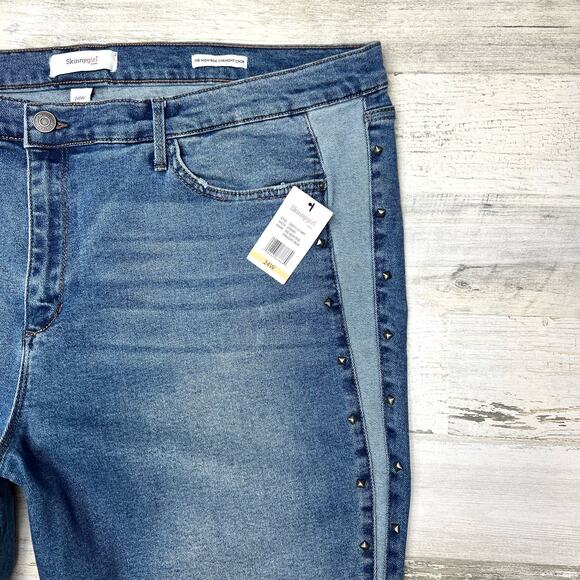 NWT Skinnygirl Plus Sydney Two-Tone Studded Cropped Straight Jean Size 24W 3X - Picture 5 of 16